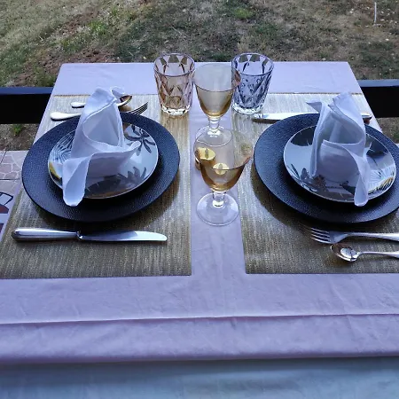 De Balmes לינה וארוחת בוקר 3*